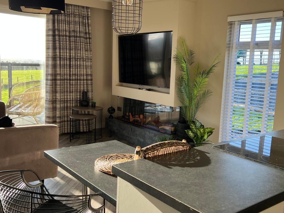 Loudoun Mains Luxury Lodges Newmilns Exterior foto