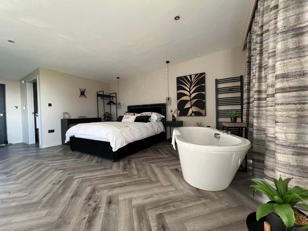 Loudoun Mains Luxury Lodges Newmilns Exterior foto